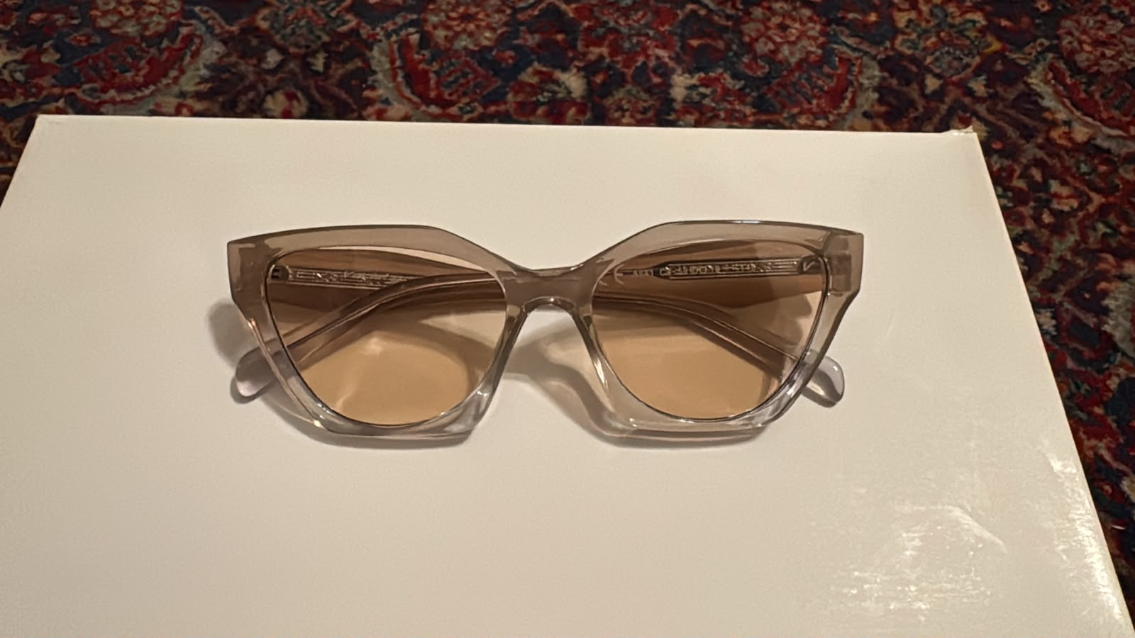 Prisma Crystal Beige