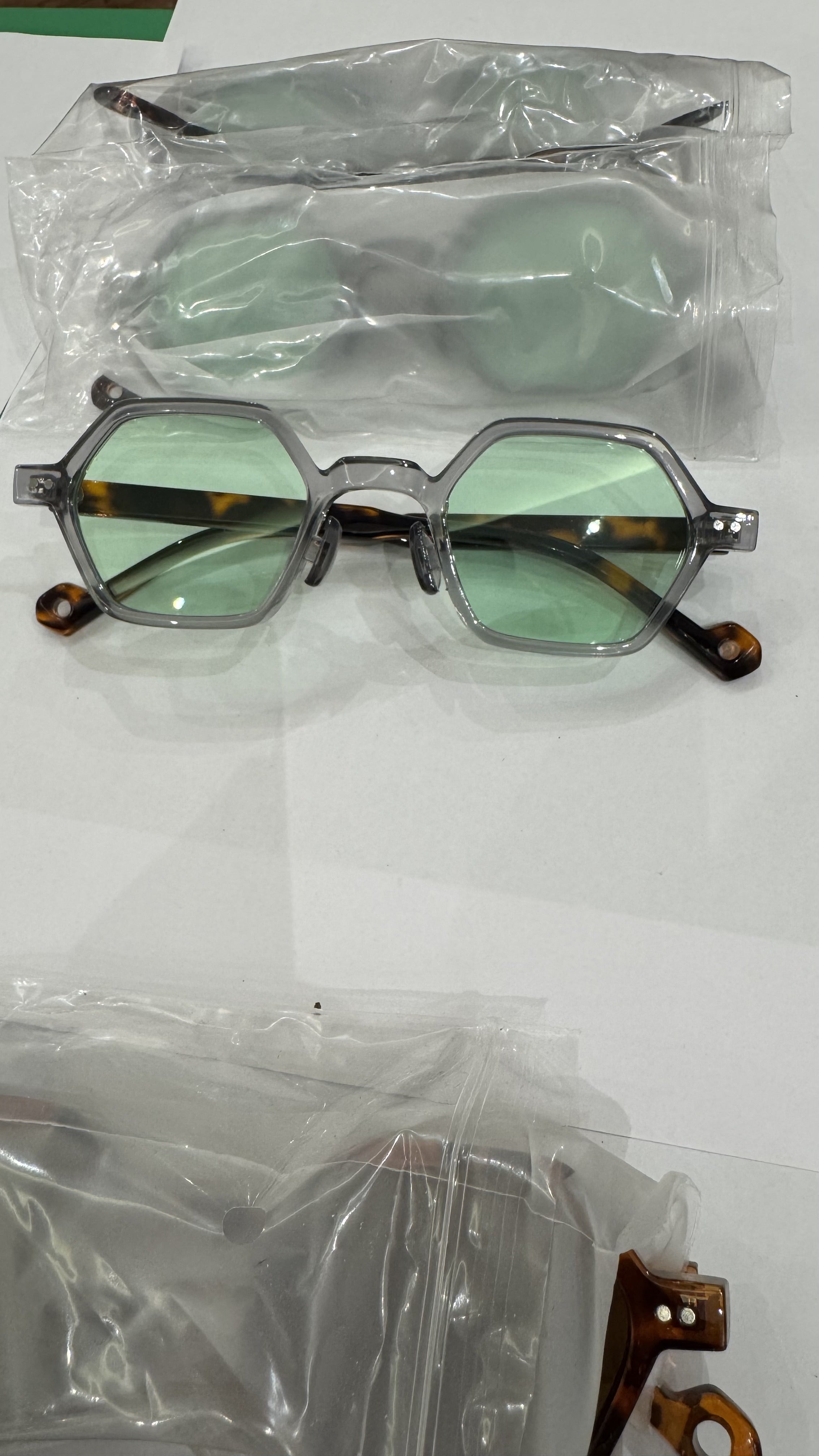 Mika Leopard Green Twist