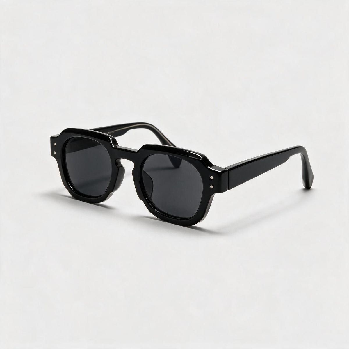 Sol in Glossy Black