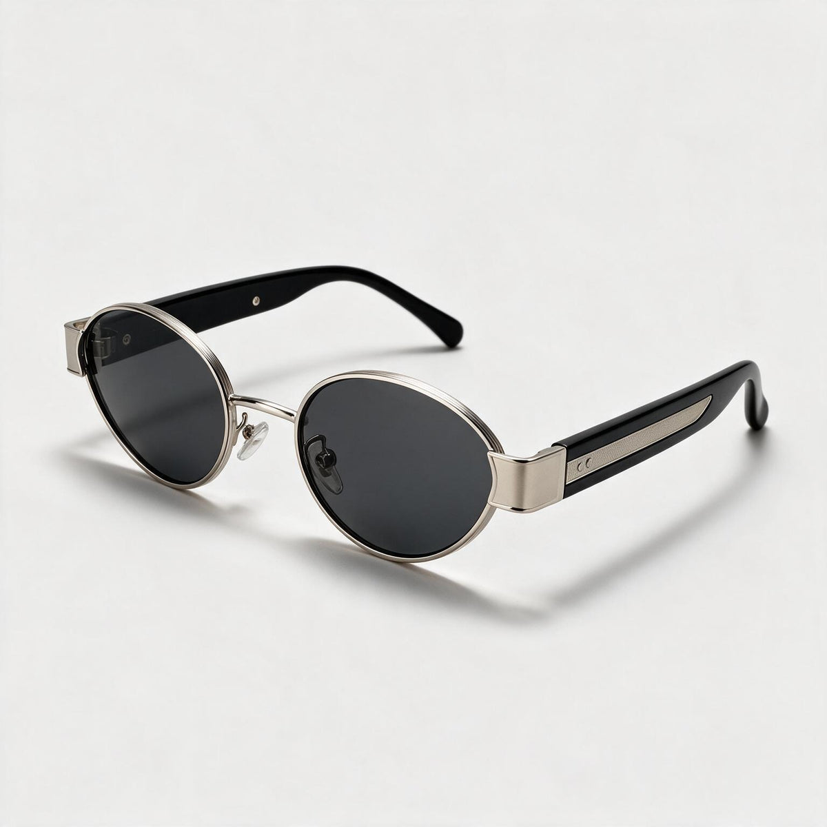 Jude in Matte Black