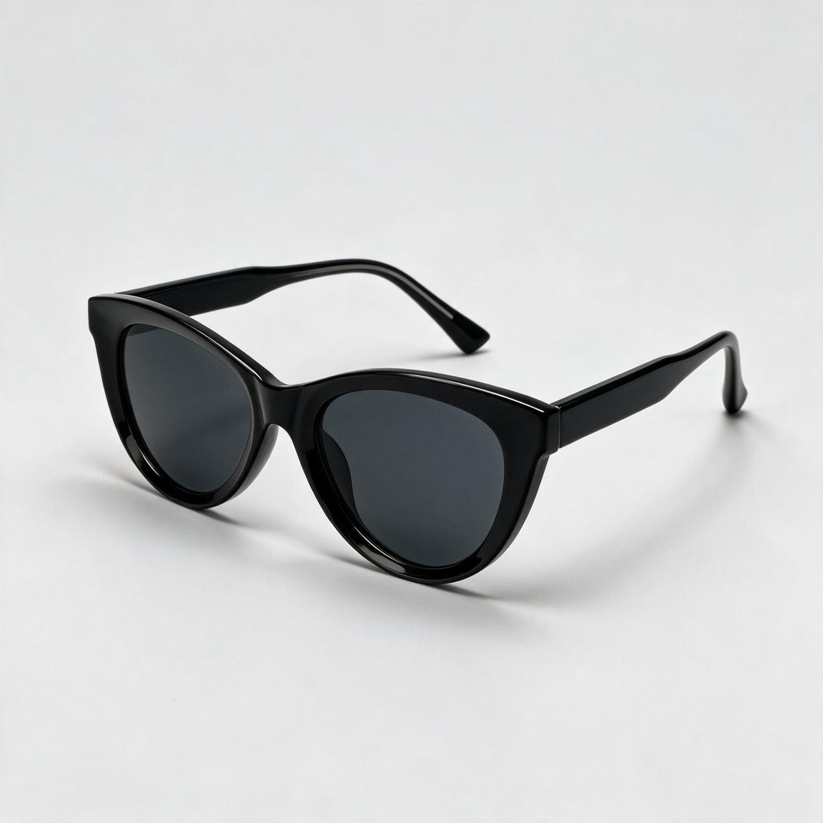 Loma Jet Black