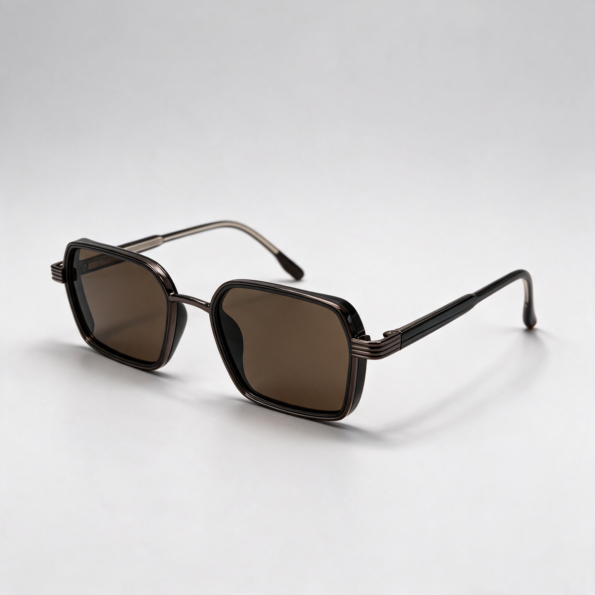 Grant in Metallic Brown