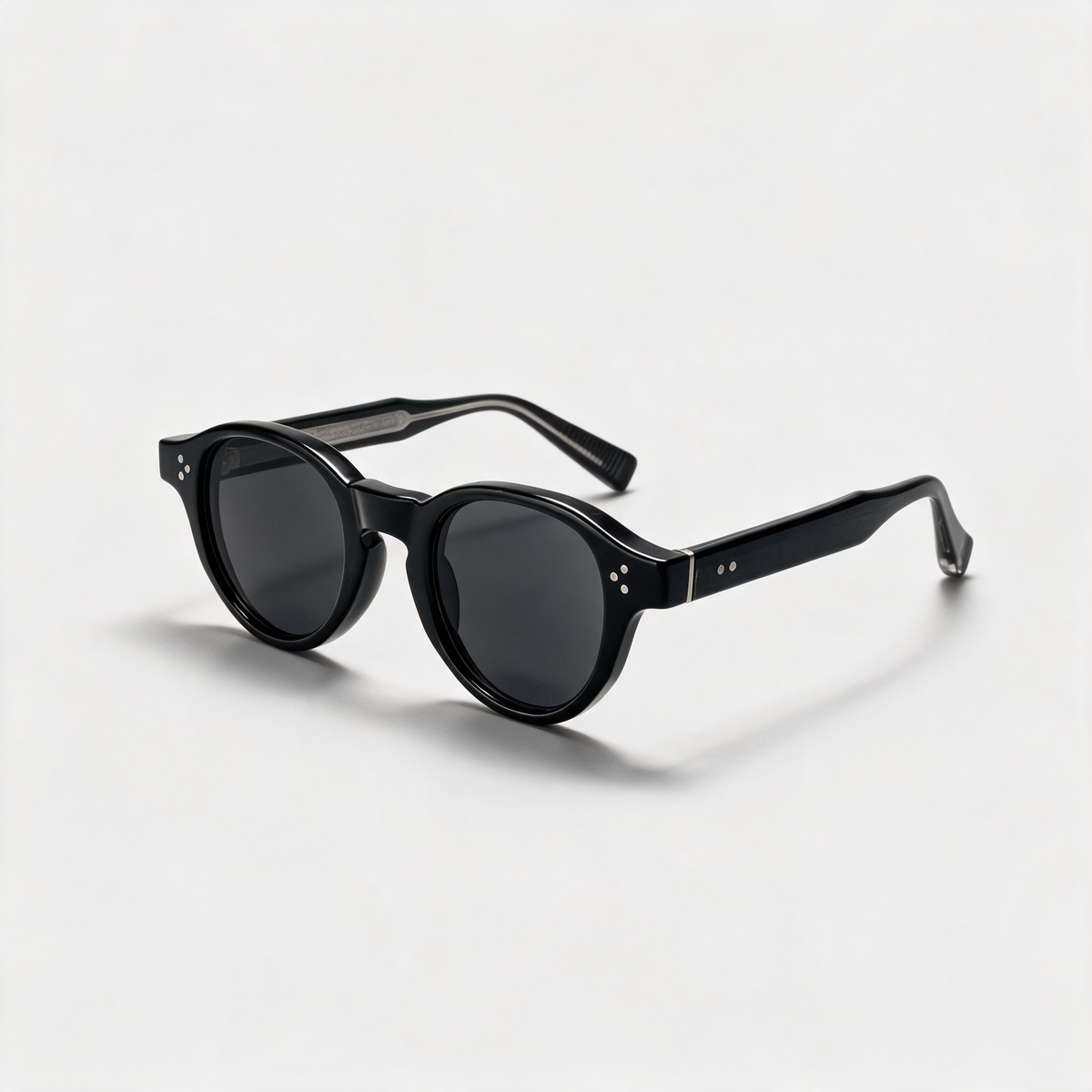 Vaya in Glossy Black