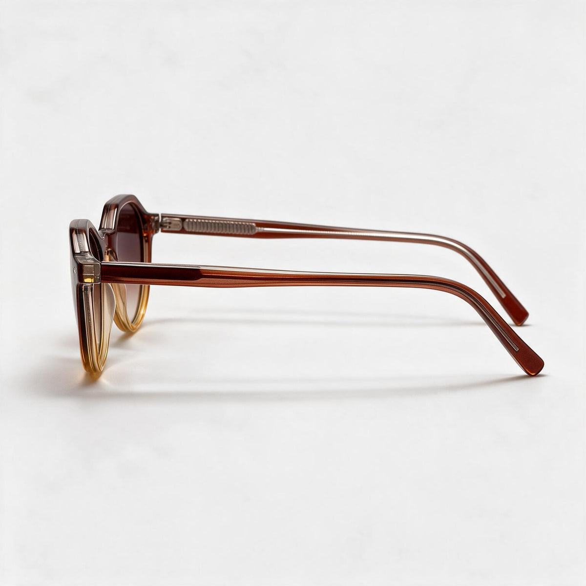 Onda in Brown Fade